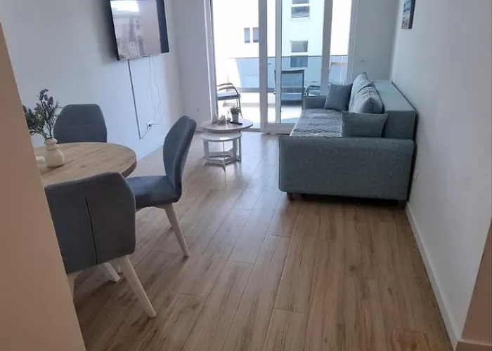 Apartment 1 Bedroom In With Free Parking And Secured Parking On Makarska
